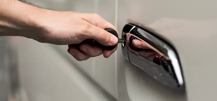 Why Choose Our Auto Locksmith Team in Sugar Land, TX?